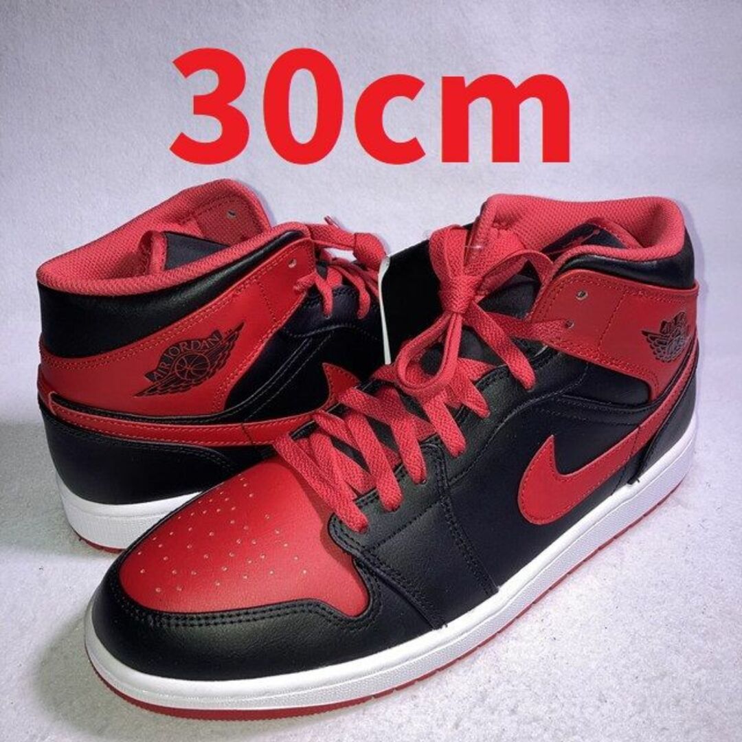 NIKE - エアジョーダン1 MID 黒 赤 白 30cm 箱付きの通販 by ...