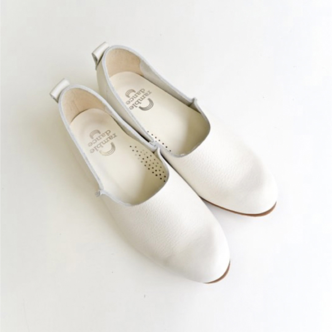 【新品未使用】ramble danceランブルダンス 24.5 レディースの靴/シューズ(ローファー/革靴)の商品写真
