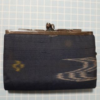 中古品 ガマ口財布 蝦蟇口 和柄 着物に合う 和装小物 濃紺色 がま口 小銭入れ(財布)