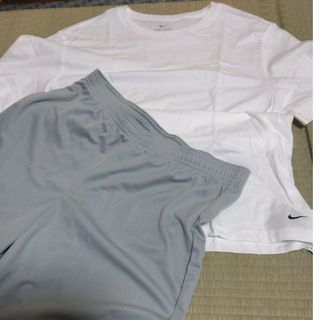 ナイキ(NIKE)の新品タグ付きナイキセットアップDRI-FIT サイズL(ウェア)