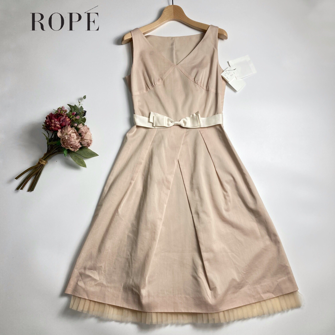 ひざ丈ワンピース未使用美品　ROPE ロペ　ワンピース  ドレス　ピンク　美揺れ　9