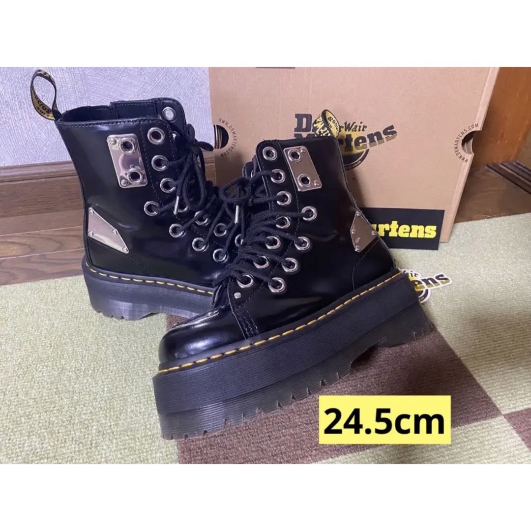 Dr.Martens(ドクターマーチン)のJADON MAX REBEL LEATHER PLATFORM BOOTS レディースの靴/シューズ(ブーツ)の商品写真