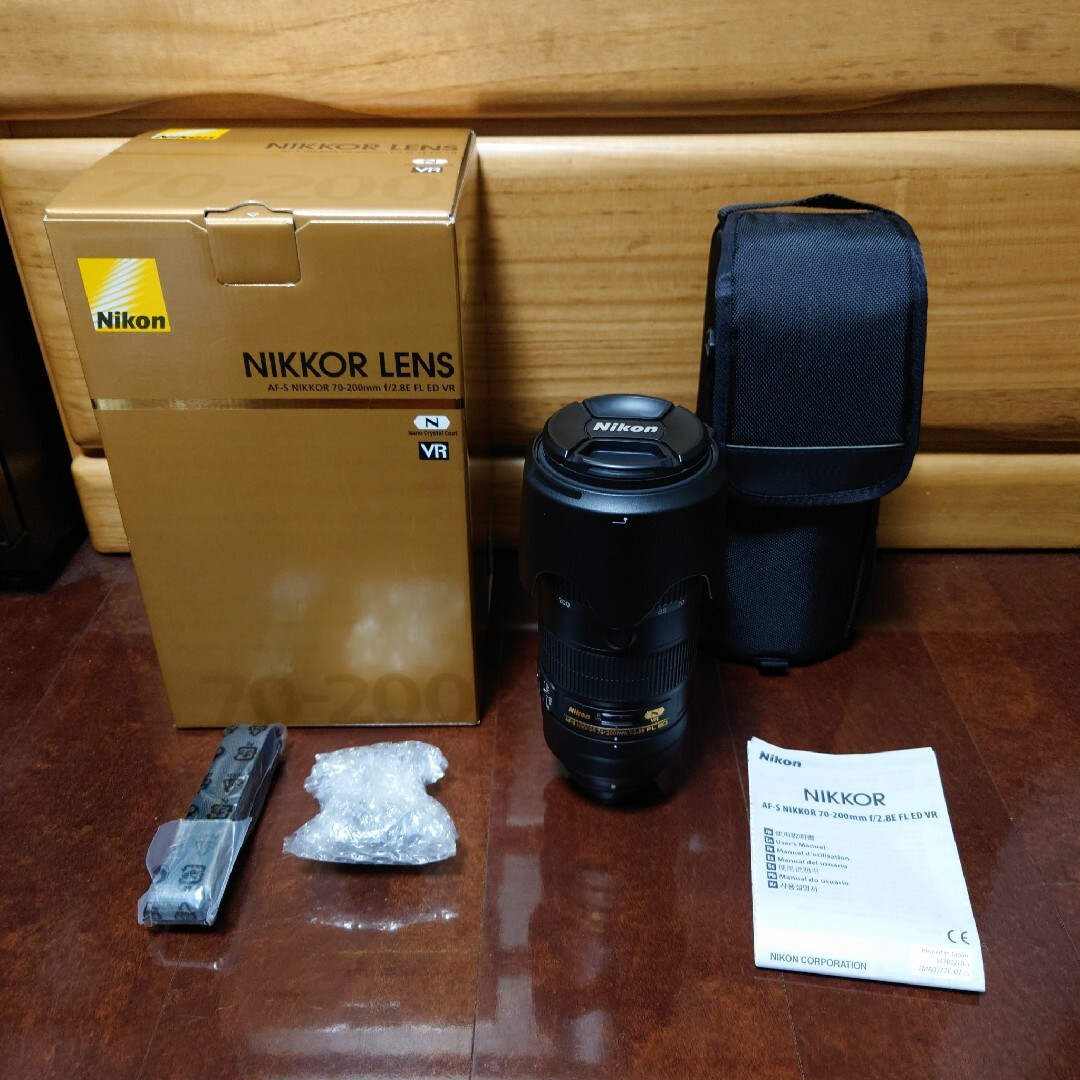 NIKON 70-200 新品　箱スレあり