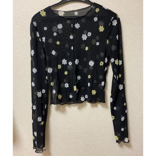 フォーエバートゥエンティーワン(FOREVER 21)のFOREVER21 フォーエバー21 花柄 シースルートップス(カットソー(半袖/袖なし))