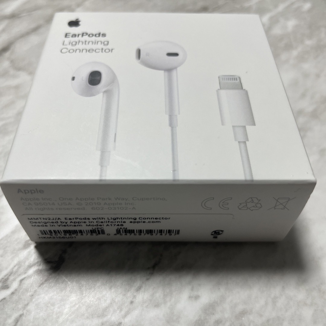 Apple(アップル)のEarPods iPhone イヤホン　ケーブル スマホ/家電/カメラのオーディオ機器(ヘッドフォン/イヤフォン)の商品写真