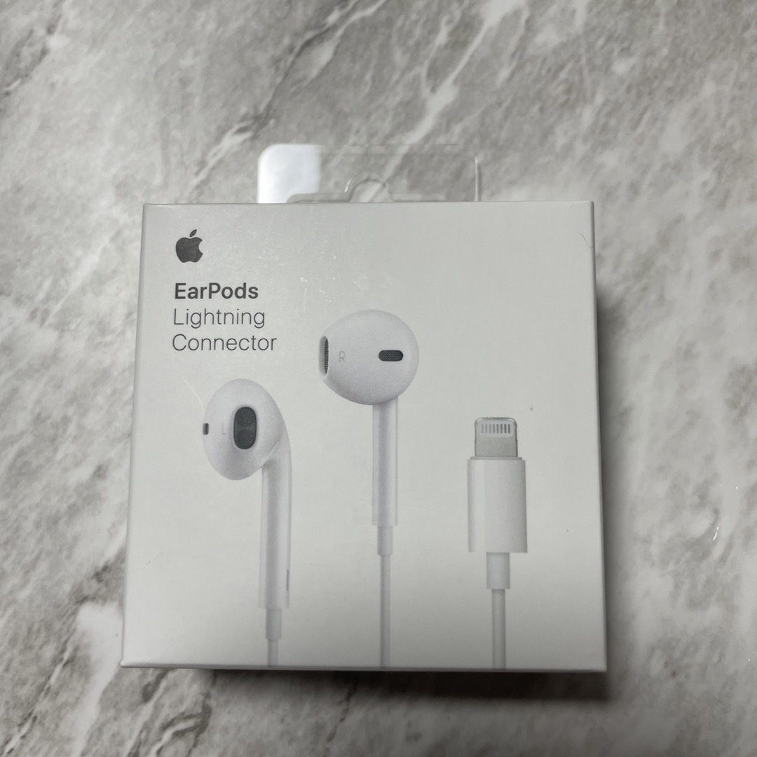 Apple(アップル)のEarPods iPhone イヤホン　ケーブル スマホ/家電/カメラのオーディオ機器(ヘッドフォン/イヤフォン)の商品写真