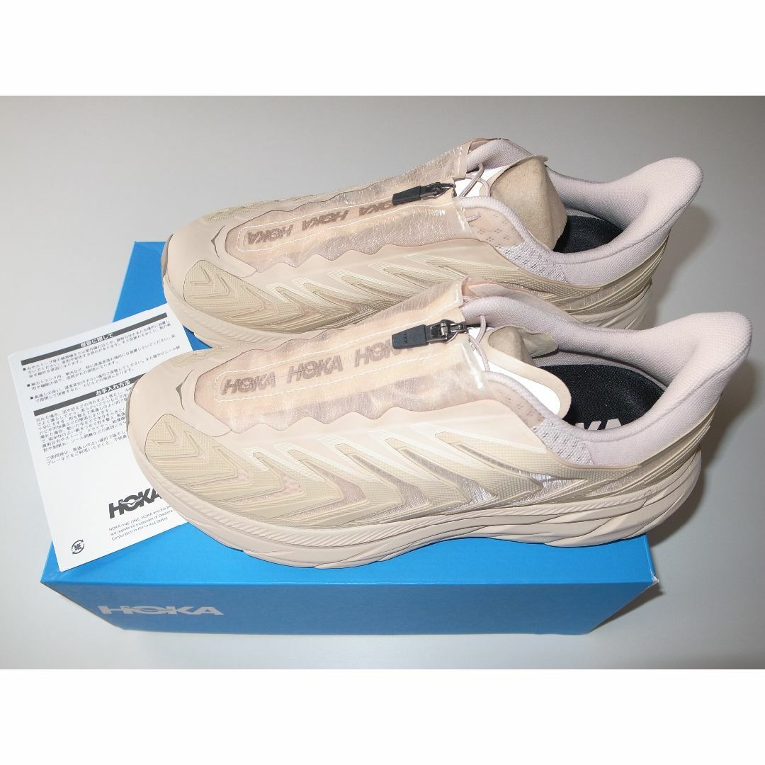 HOKA ONE ONE(ホカオネオネ)のHOKA ONE ONE PROJECT CLIFTON 27.5cm sand メンズの靴/シューズ(スニーカー)の商品写真