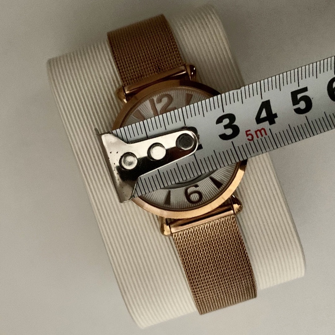 Vivienne Westwood(ヴィヴィアンウエストウッド)のvivienne ヴィヴィアン　腕時計　ゴールド ワールドオーブ　VW7765 レディースのファッション小物(腕時計)の商品写真