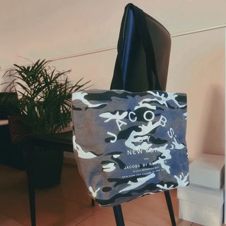 マークジェイコブス キャンバストートバッグ トートバッグ(レディース