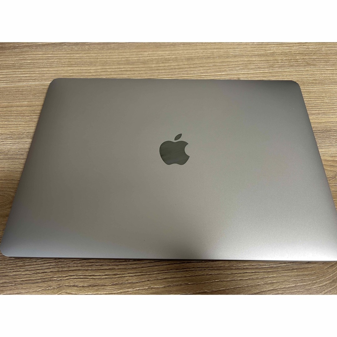 MacBook Air 13インチ　メモリ16GB ストレージ128GB