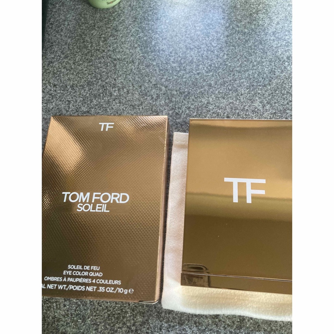 TOM FORD BEAUTY(トムフォードビューティ)のトムフォード　アイカラークォード02S トロピカルダスク コスメ/美容のベースメイク/化粧品(アイシャドウ)の商品写真