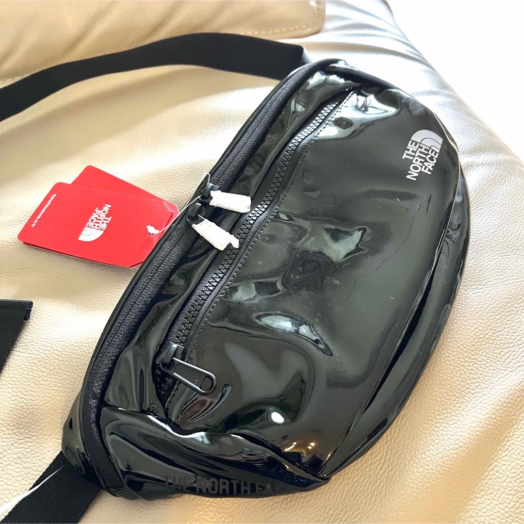 ザ・ノースフェイス ボディバッグ 艶 黒 ブラック THE NORTH FACE