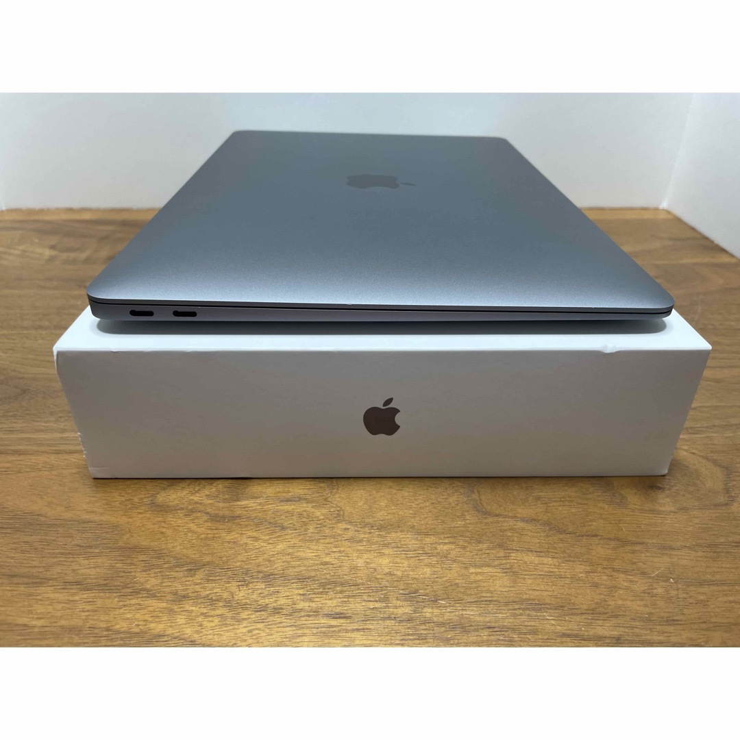 美品❗️MacBook Air 2020 M1チップ　スペースグレイ