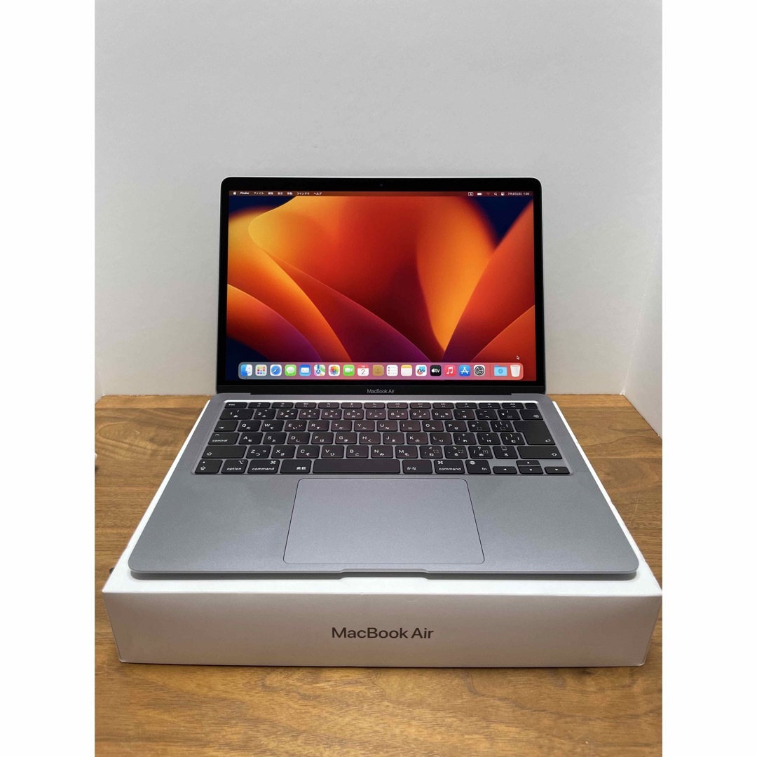 美品❗️MacBook Air 2020 M1チップ　スペースグレイノートPC