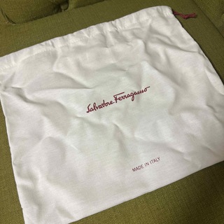 フェラガモ(Ferragamo)の 【7/28まで】Ferragamo巾着袋 ショップバック 小物袋(ショップ袋)