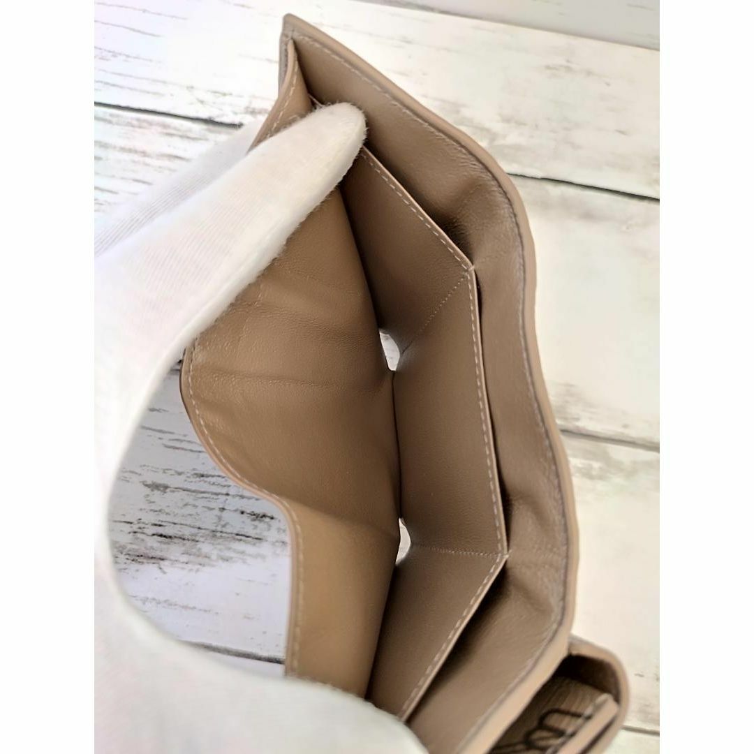 Balenciaga - 【美品】BALENCIAGA バレンシアガ 三つ折り財布 BB