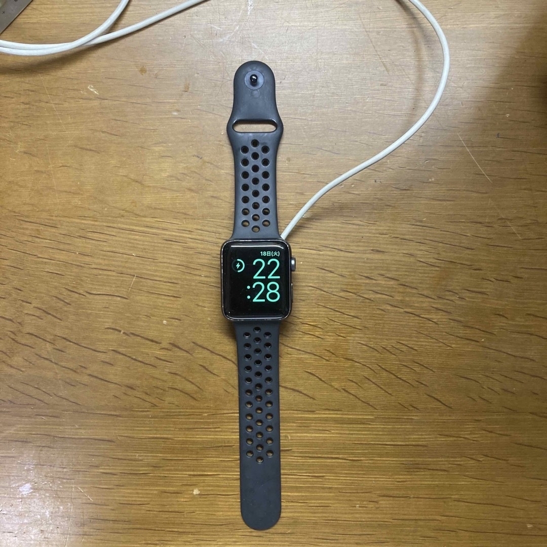 Apple Watch(アップルウォッチ)のAPPLE WATCH2 NIKE+ 42 メンズの時計(腕時計(デジタル))の商品写真