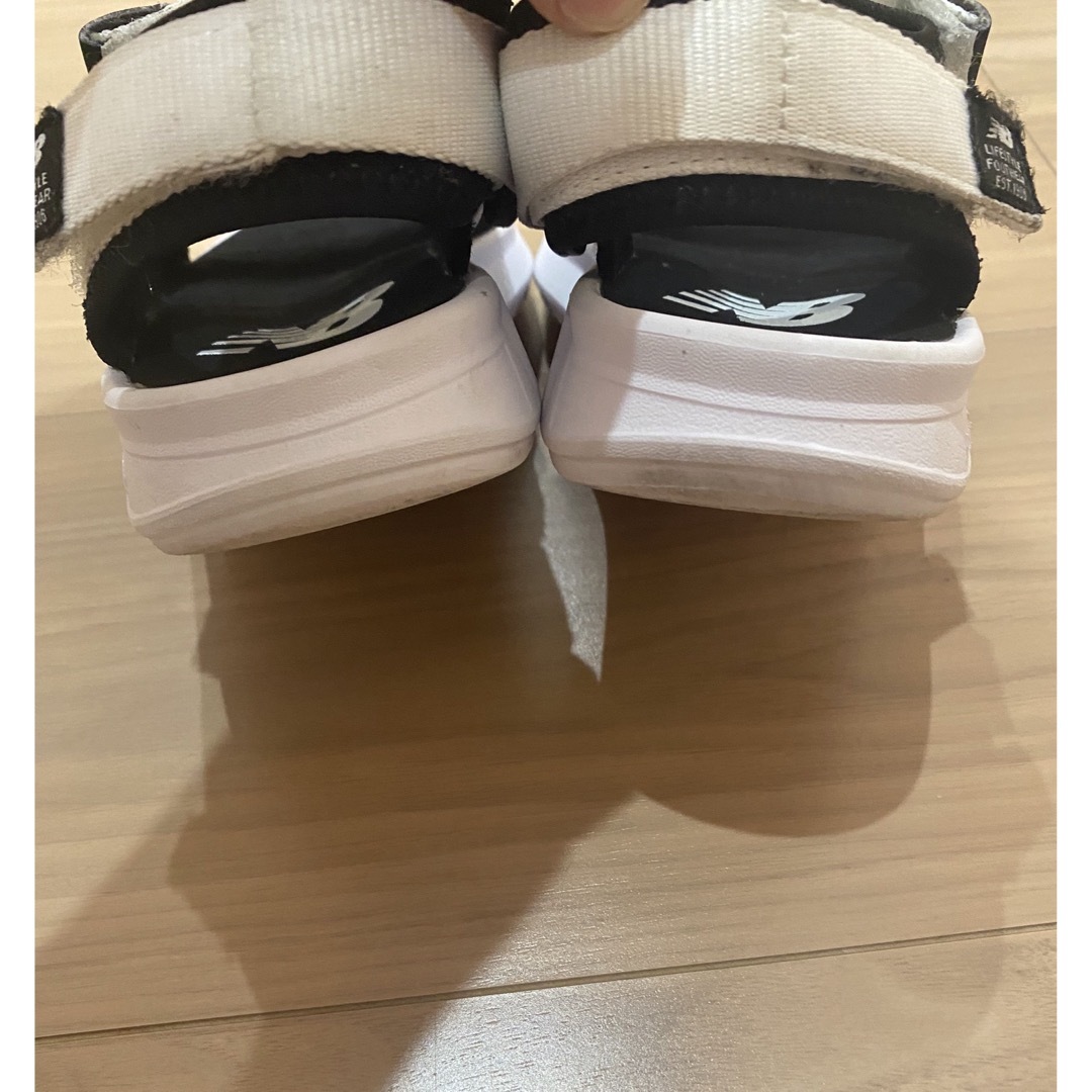 New Balance(ニューバランス)のさくらさん専用 キッズ/ベビー/マタニティのキッズ靴/シューズ(15cm~)(サンダル)の商品写真