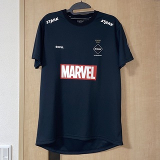 エフシーアールビー(F.C.R.B.)のFCRB MARVELコラボ　アイアンマントニースターク(Tシャツ/カットソー(半袖/袖なし))