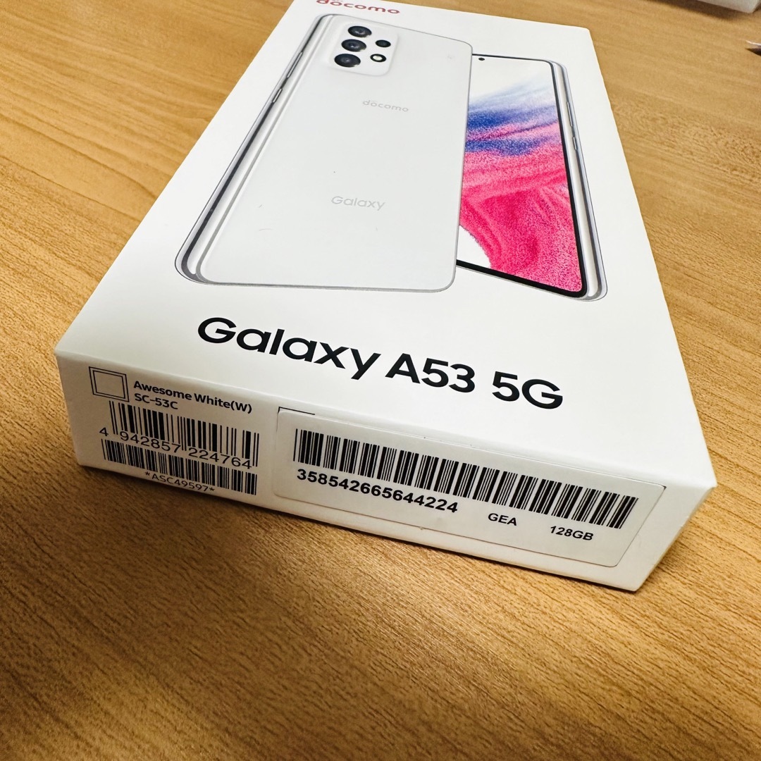 Galaxy(ギャラクシー)のGalaxy A53 5G 新品未使用品 白 スマホ/家電/カメラのスマートフォン/携帯電話(スマートフォン本体)の商品写真