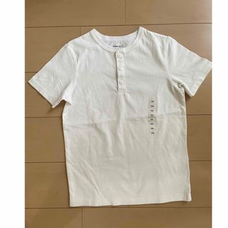 ギャップキッズ(GAP Kids)のGAP Kids ヘンリーネック　Tシャツ　ホワイト　140cm 新品(Tシャツ/カットソー)