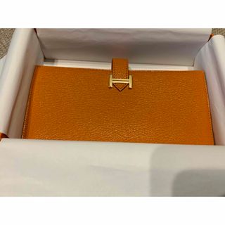 新品未使用　HERMES 財布　ベアン　オレンジ　2023年購入