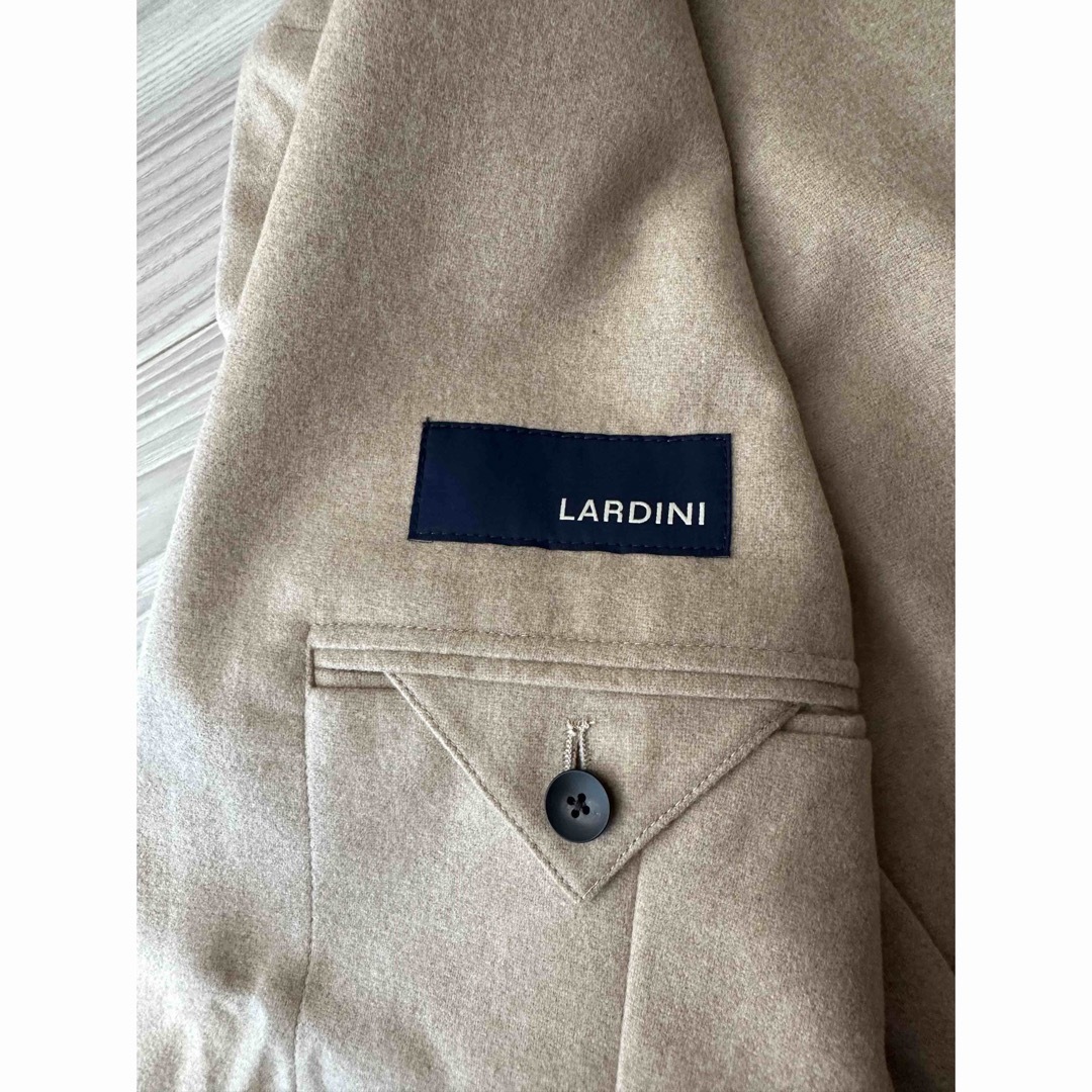 LARDINI - 定価18,7万 LARDINI ラルディーニ 3Bジャケット LARDINI - 定価18,7万 LARDINI ラルディーニ 3Bジャケット