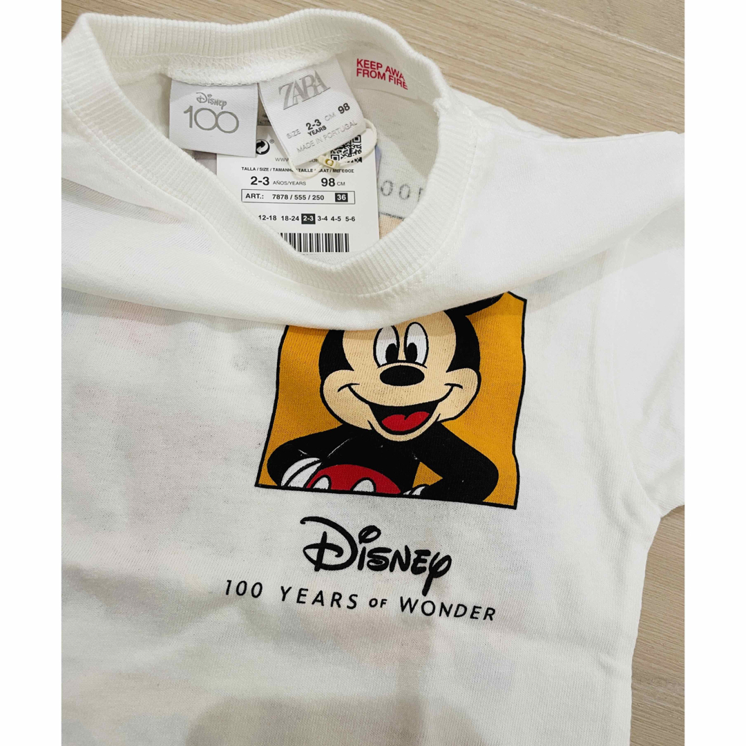 ZARA KIDS(ザラキッズ)のザラ ベビー ディズニー 100周年 ミッキー フレンズ Tシャツ キッズ/ベビー/マタニティのキッズ服男の子用(90cm~)(Tシャツ/カットソー)の商品写真