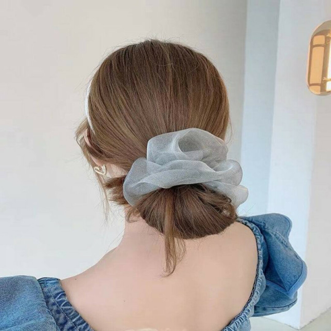 ビッグシュシュ グレー ラメ入り ヘアアクセ ヘアゴム リボン シースルー の通販 by ホンダ☆ シュシュ ビッグシュシュ シースルー レディース シルバー