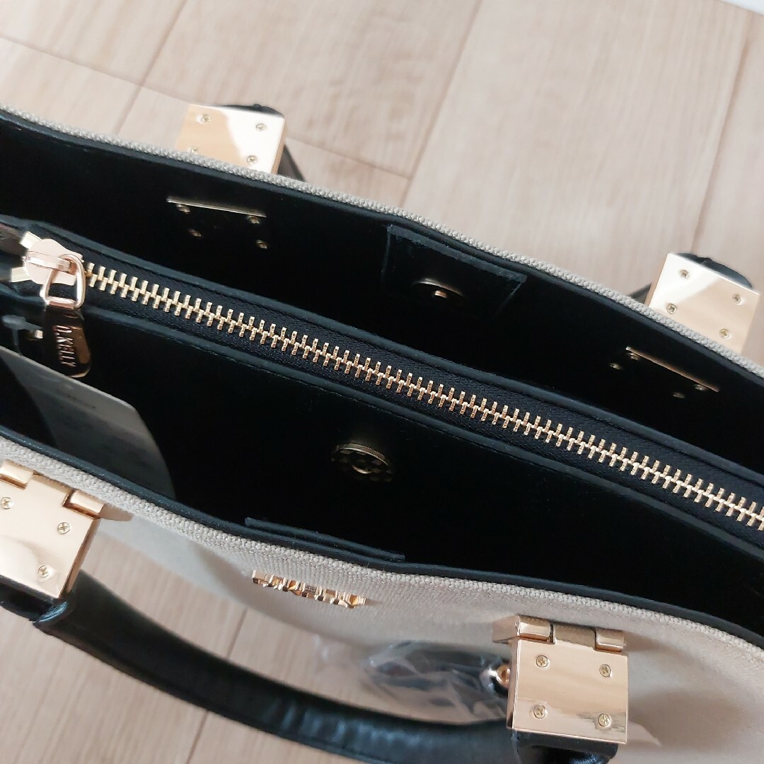 激安特価品 新品タグ付き D.KELLY ハンドショルダーバッグ ディープブルー ハンドバッグ 激安特価品 新品タグ付き D.KELLY ハンドショルダーバッグ ディープブルー ハンドバッグ