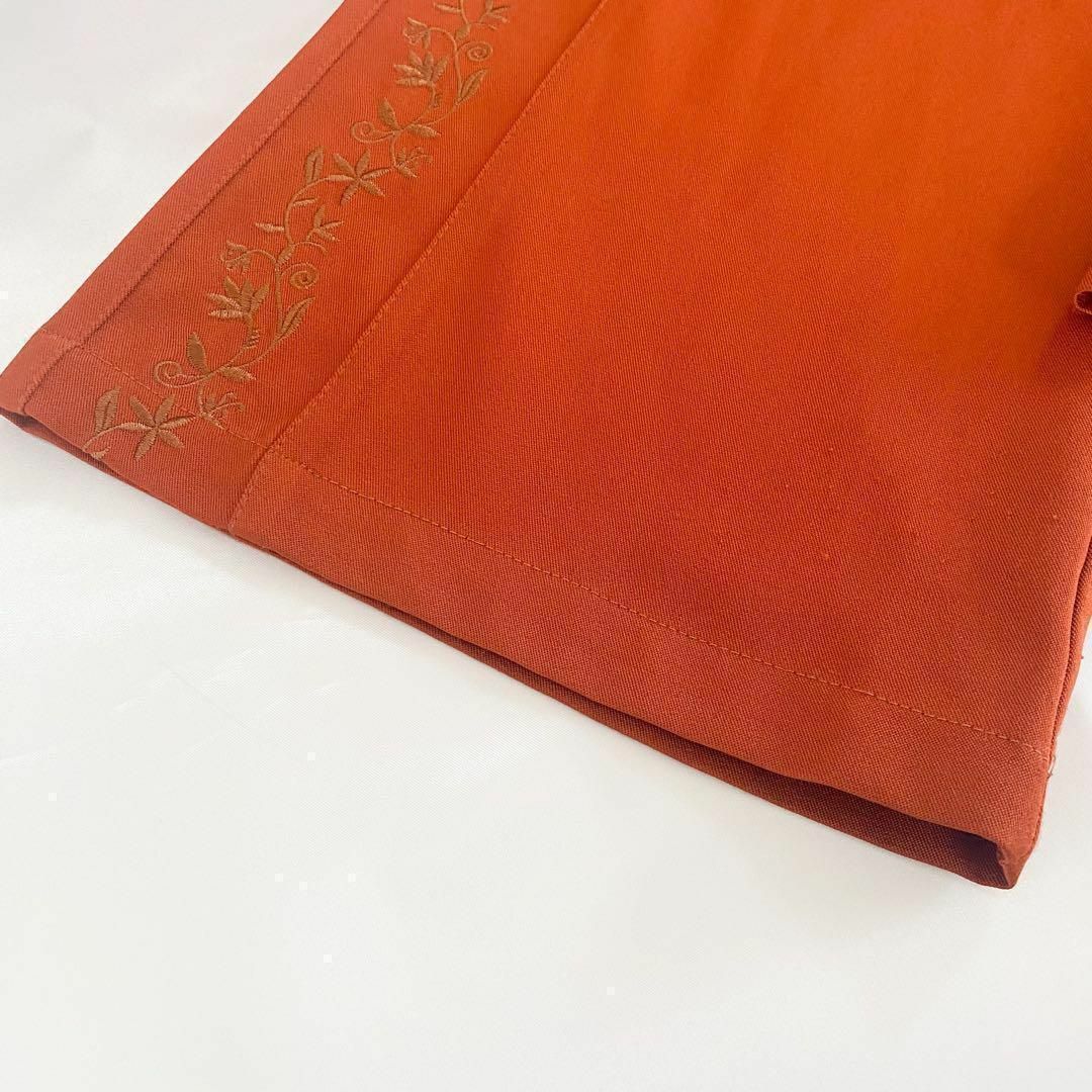 【個性的】これ１枚で決まる‼︎ 刺繍入り　kutir クティール　フレアパンツ レディースのパンツ(オールインワン)の商品写真