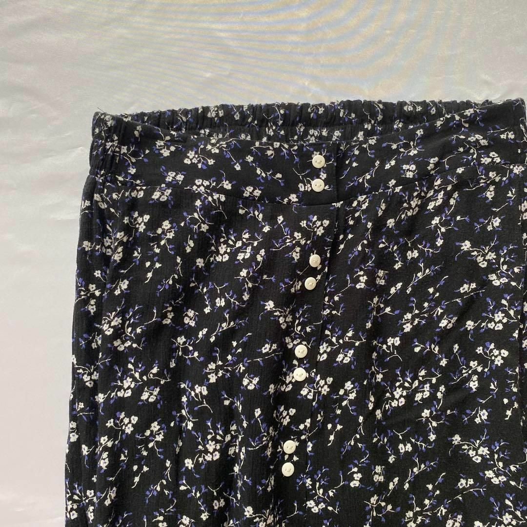AZUL by moussy(アズールバイマウジー)の【公式サイト完売商品】アズールバイマウジー　花柄　ロングスカートフロントスリット レディースのスカート(ロングスカート)の商品写真