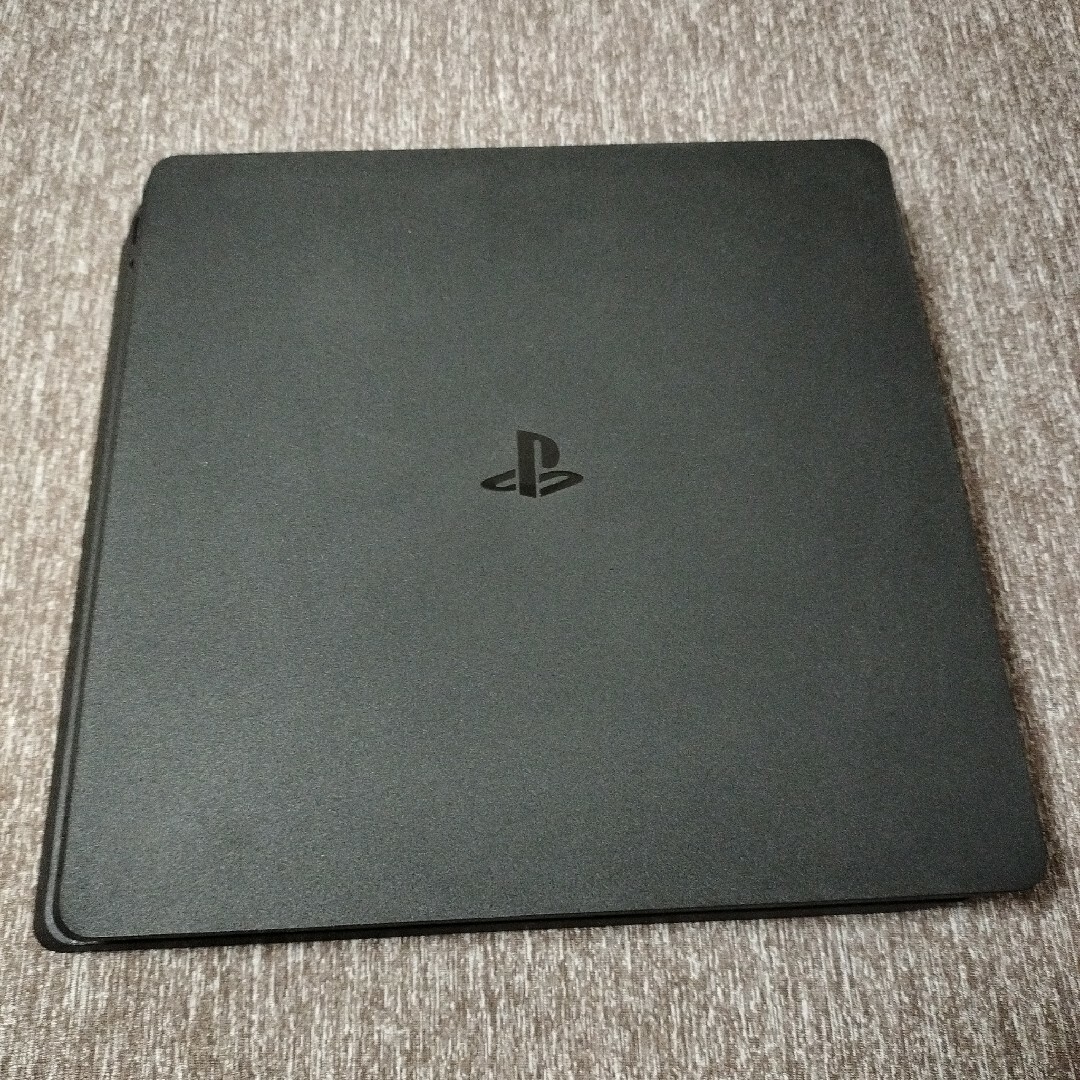 PlayStation®4 ジェット・ブラック 500GB CUH-2000A
