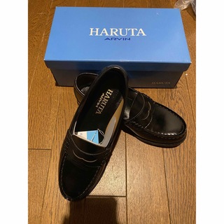 ハルタ(HARUTA)のHARUTA ハルタ ローファー 黒 エナメル(ローファー/革靴)