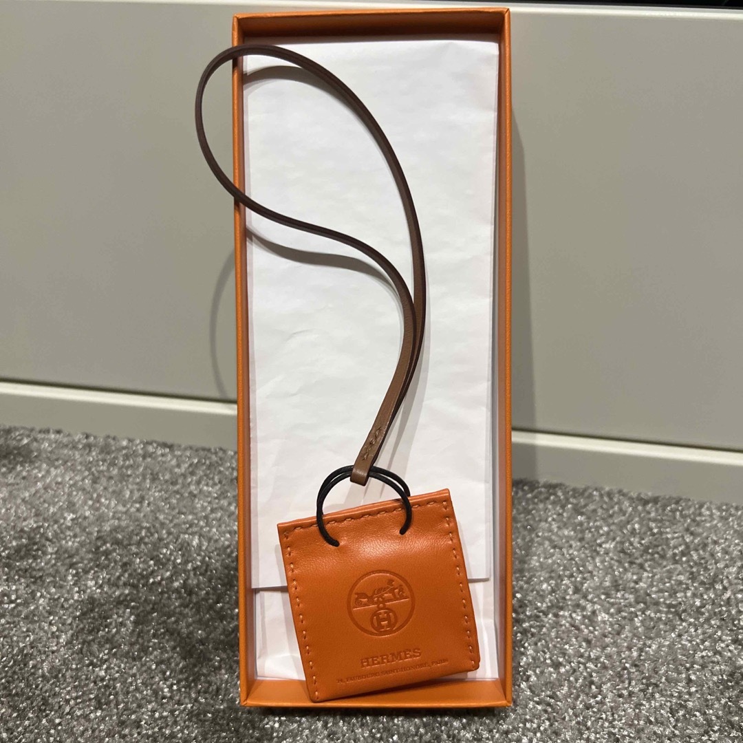 HERMES ショッパーチャーム サックオランジュ - チャーム