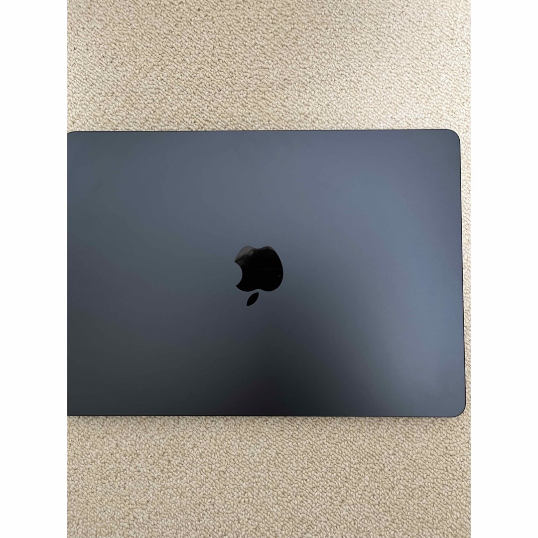 M2 MacBook Air（ミッドナイト）8GB/256GB