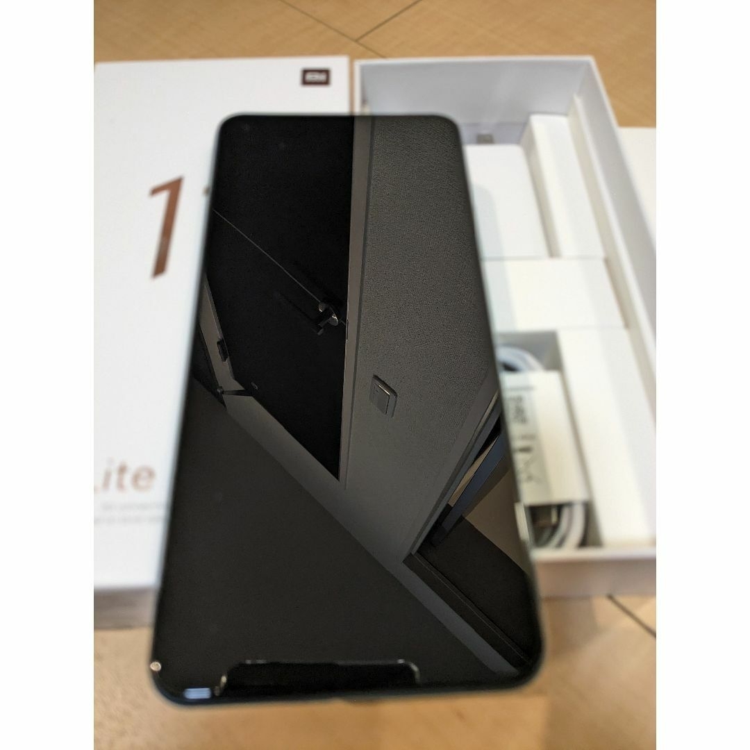 ★美品★Xiaomi Mi 11 Lite 5G ミントグリーン