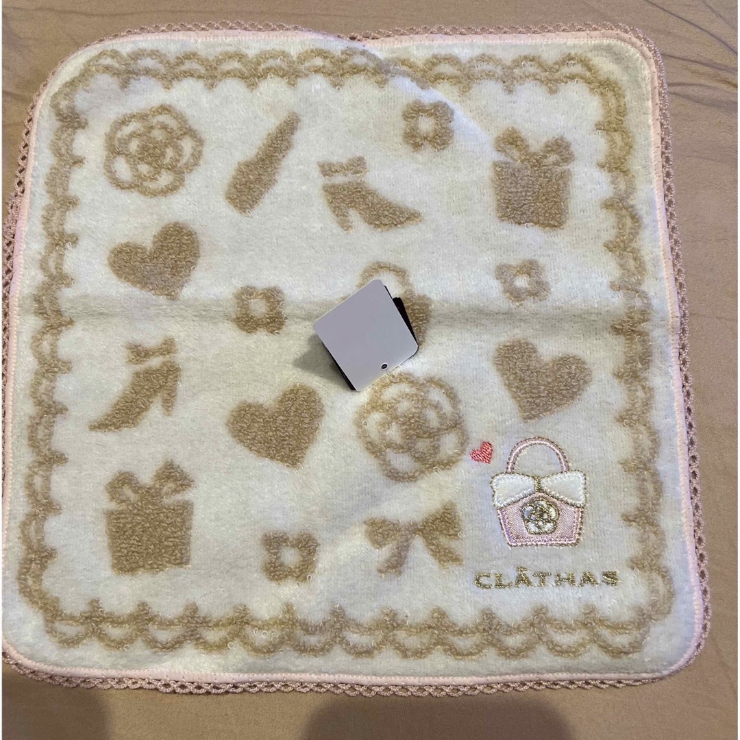 CLATHAS(クレイサス)のクレイサスハンカチタオル レディースのファッション小物(ハンカチ)の商品写真