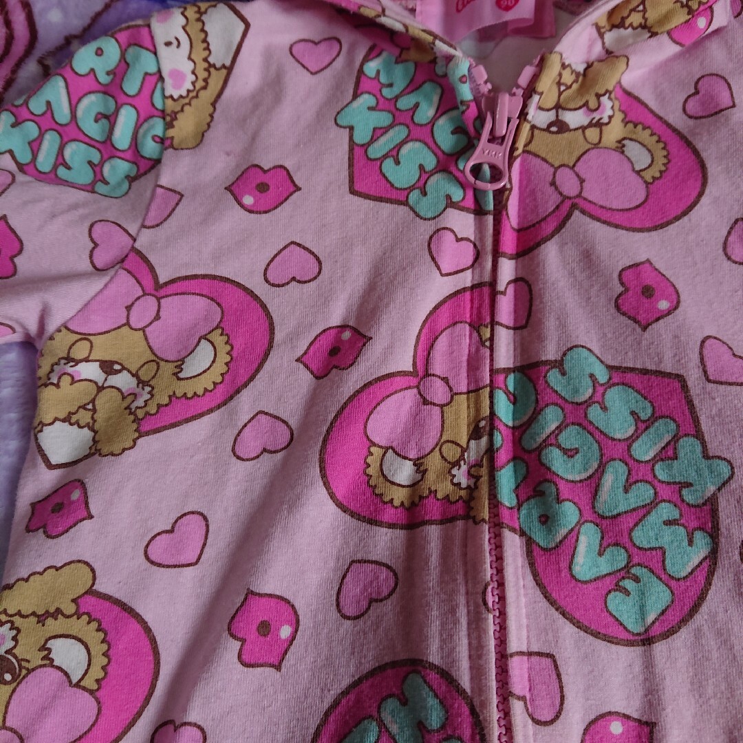 EARTHMAGIC(アースマジック)のアースマジックの薄手長袖ピンクパーカー キッズ/ベビー/マタニティのキッズ服女の子用(90cm~)(ジャケット/上着)の商品写真
