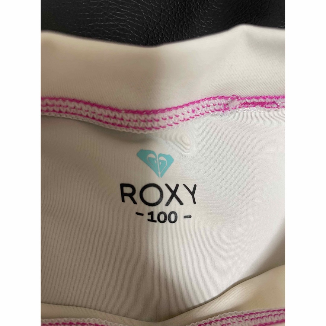 Roxy(ロキシー)の子供服　水着　ラッシュガード　ROXY ロキシー　白 キッズ/ベビー/マタニティのキッズ服女の子用(90cm~)(水着)の商品写真