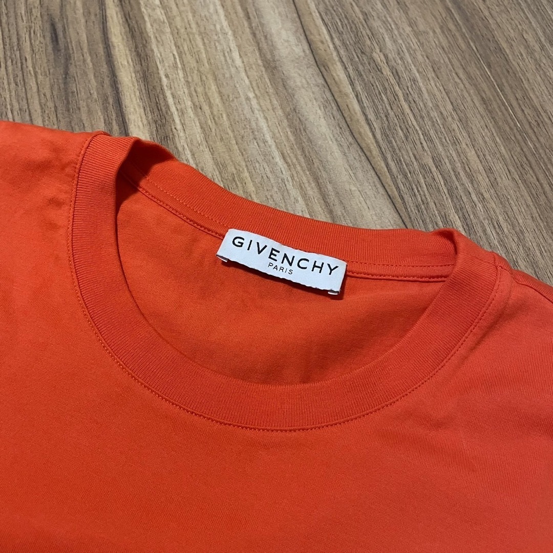 GIVENCHY(ジバンシィ)のGIVENCHY Tシャツ メンズのトップス(Tシャツ/カットソー(半袖/袖なし))の商品写真