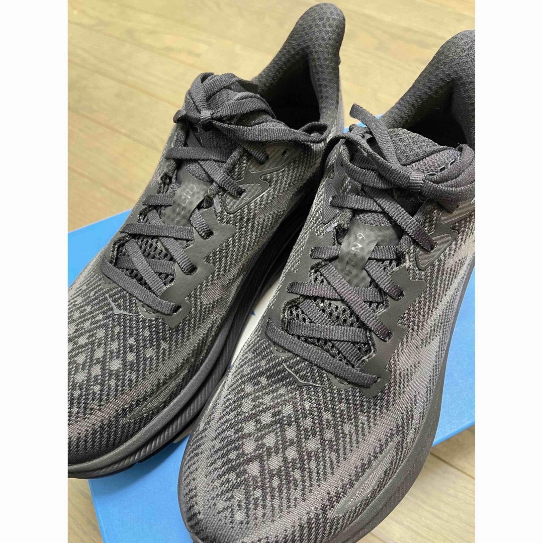 HOKA CLIFTONクリフトン9 オールブラック25.5cm ほしい物ランキング メンズ