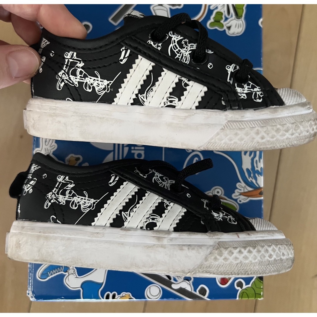 adidas(アディダス)のadidas スニーカー キッズ/ベビー/マタニティのベビー靴/シューズ(~14cm)(スニーカー)の商品写真