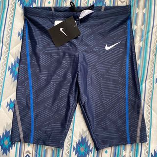 ナイキ(NIKE)の水着　男子150サイズ(水着)