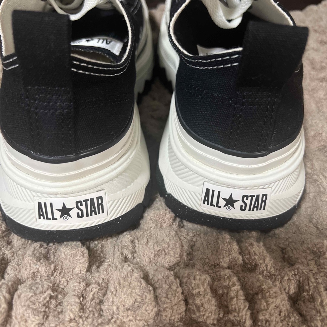 ALL STAR（CONVERSE）(オールスター)のほぼ新品　コンバースTREKWAVE トレックウェーブ ブラック レディースの靴/シューズ(スニーカー)の商品写真