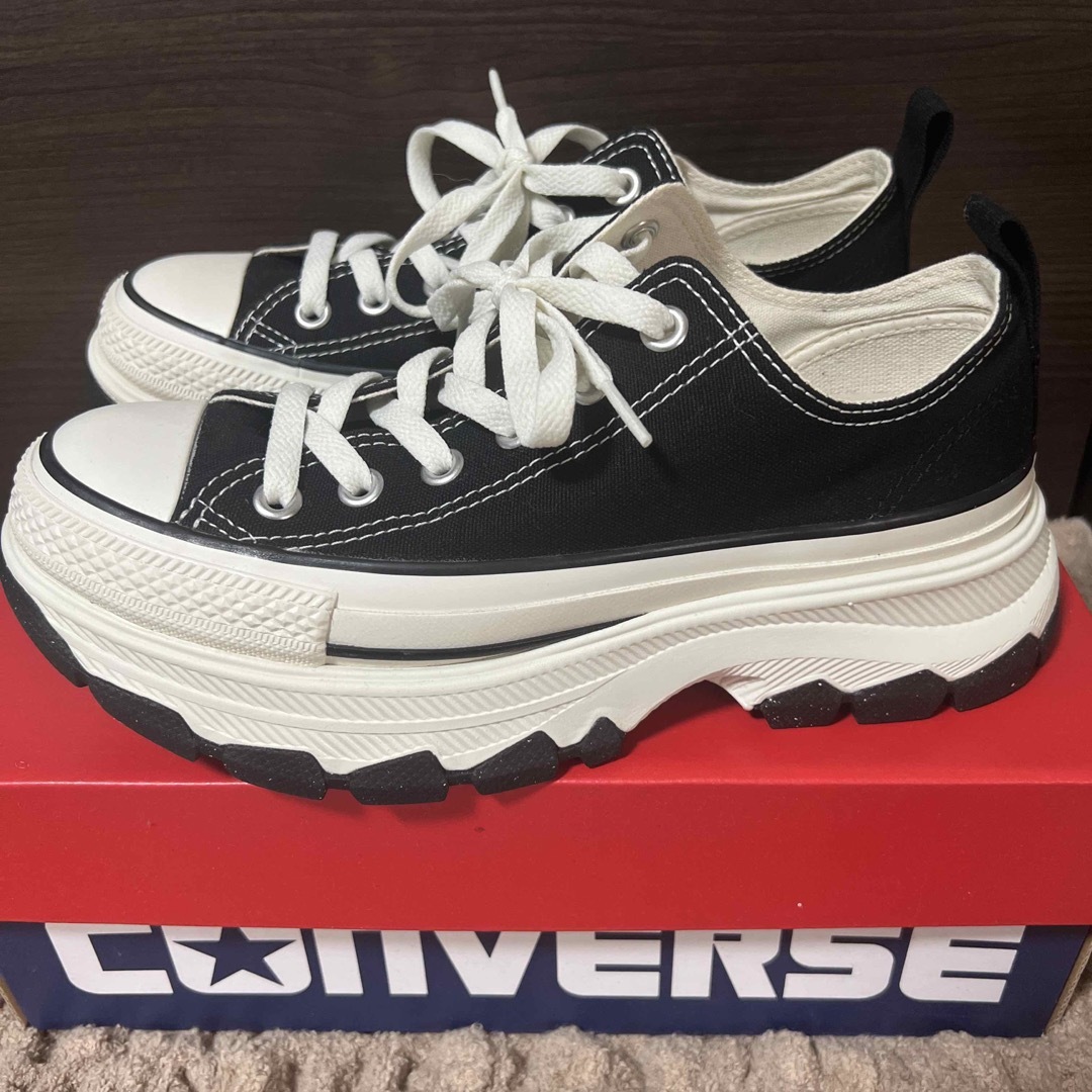 ALL STAR（CONVERSE）(オールスター)のほぼ新品　コンバースTREKWAVE トレックウェーブ ブラック レディースの靴/シューズ(スニーカー)の商品写真