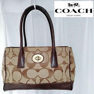 コーチ(COACH)の美品　コーチ　トートバッグ　シグネチャー　ブラウン　ナイロン(トートバッグ)