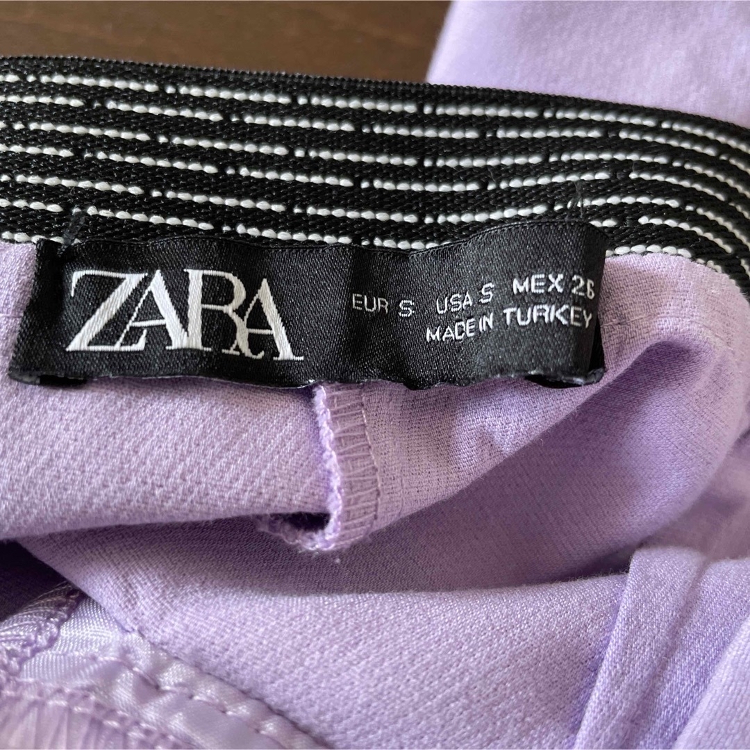 ZARA(ザラ)のzara ジョガーウエストパンツ レディースのパンツ(カジュアルパンツ)の商品写真