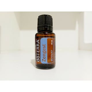 ドテラ(doTERRA)のドテラ　ゼンジェスト　15ML　エッセンシャルオイル(エッセンシャルオイル（精油）)