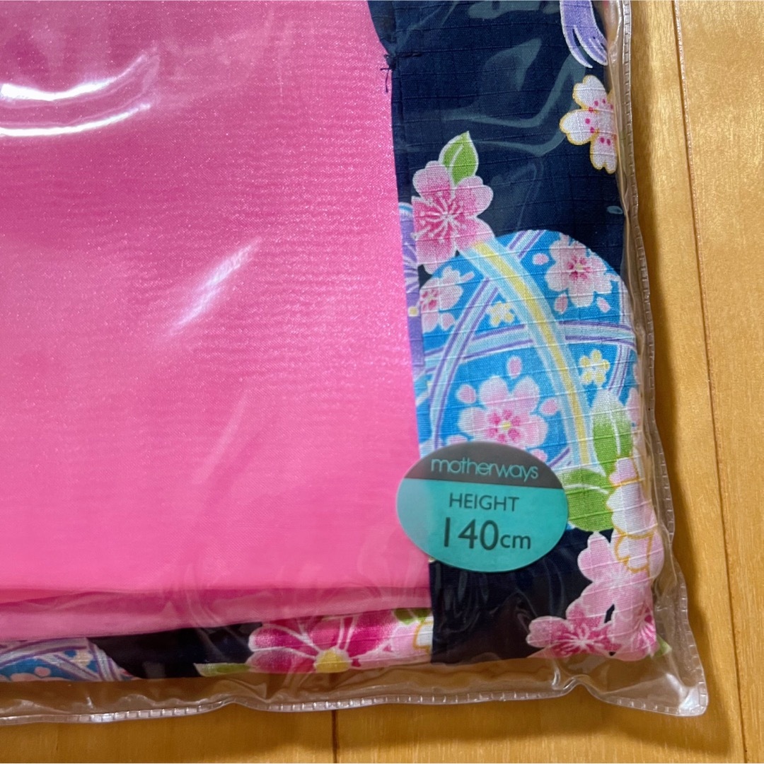 motherways(マザウェイズ)の＊新品未使用品＊motherways＊浴衣＊150＊鞠柄 キッズ/ベビー/マタニティのキッズ服女の子用(90cm~)(甚平/浴衣)の商品写真